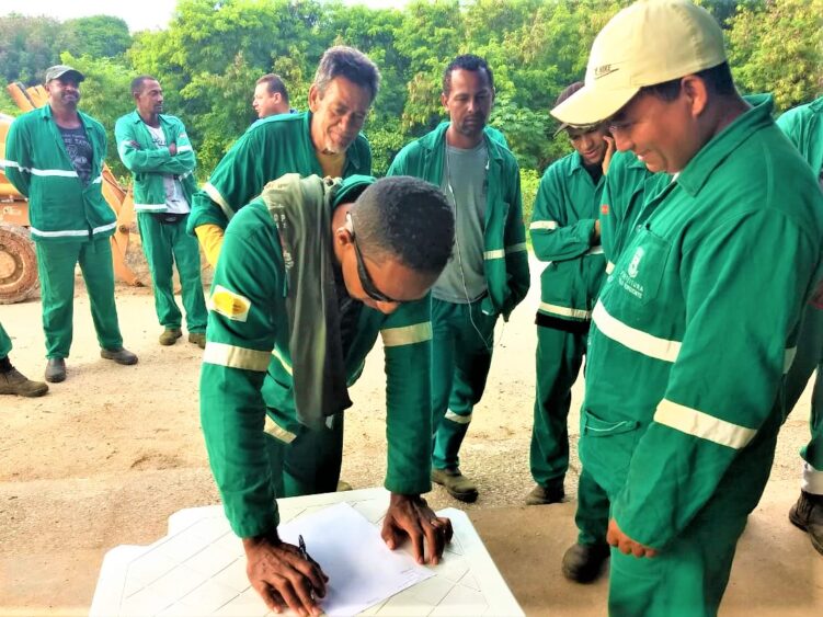Educação Ambiental sensibiliza funcionários na Lagoa da Pampulha